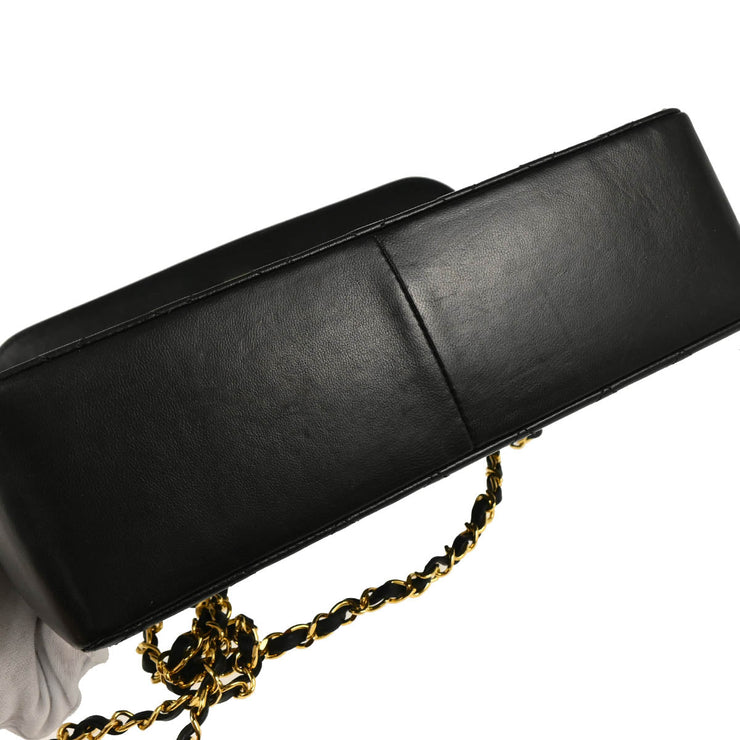 Chanel 1989-1991 Black Lambskin Single Flap Shoulder Bag