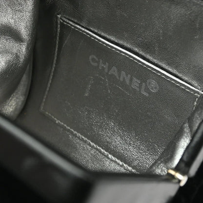 Chanel 1996-1997 Black Velvet Kisslock Chain Shoulder Bag