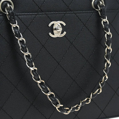 Chanel 1997-1999 Black Caviar Handbag 185475
