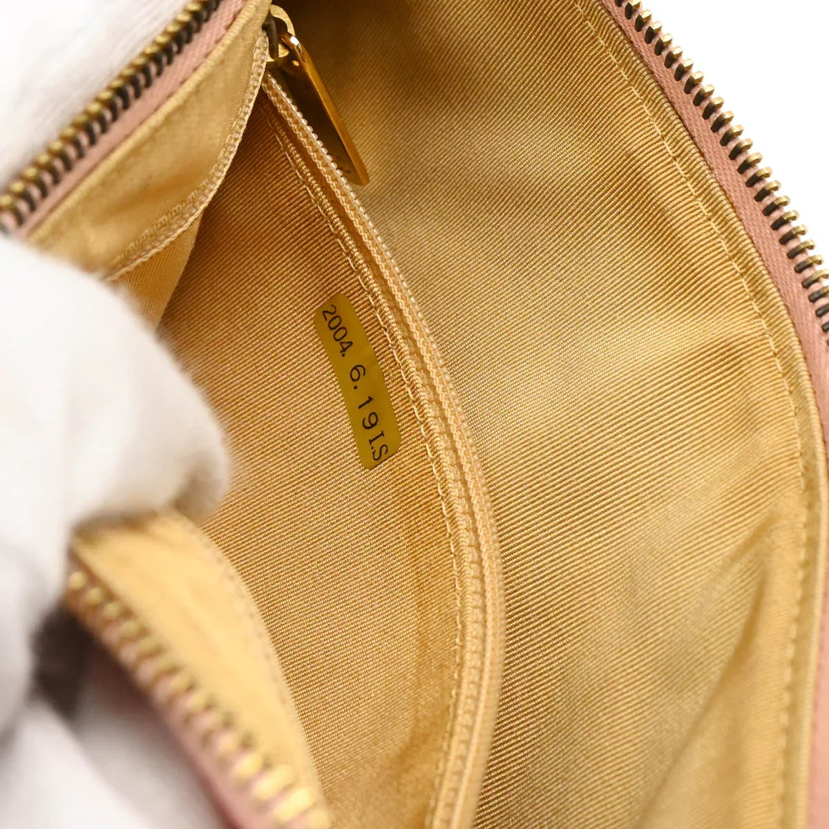 Chanel 2003-2004 Pink Caviar Chain Handbag