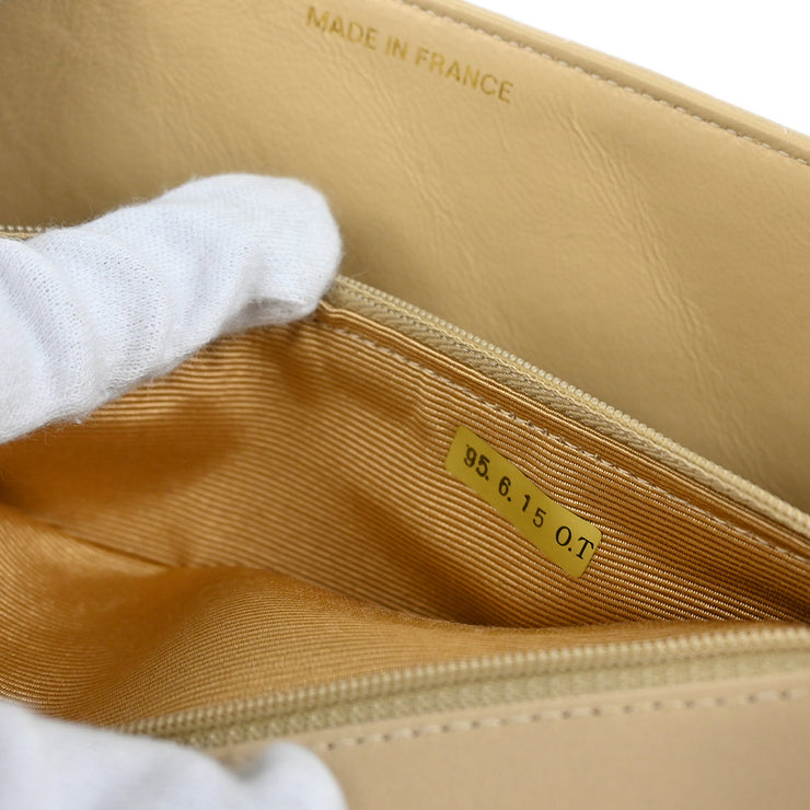 Chanel * 1994-1996 Beige Lambskin Medium Diana Shoulder Bag