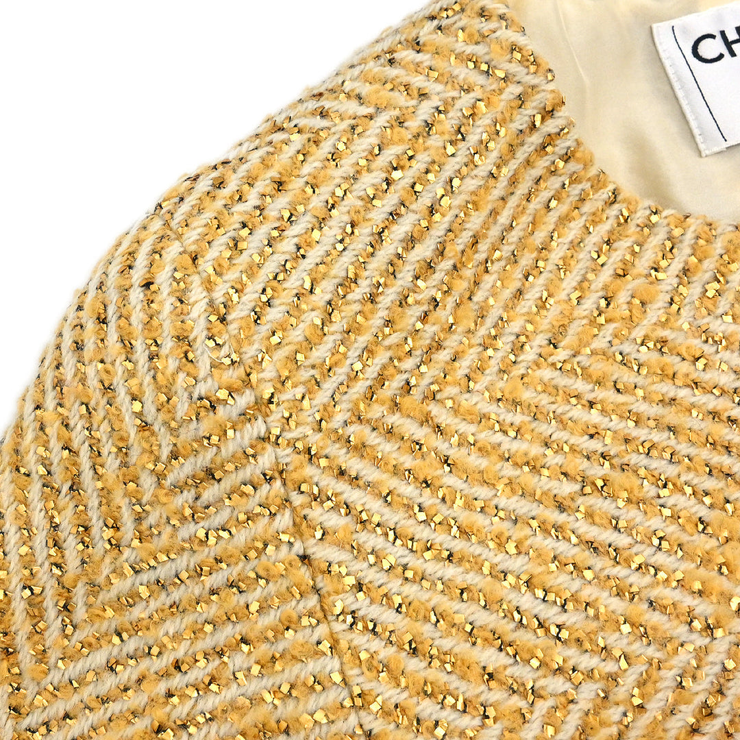 Chanel 2000 Collarless Jacket Beige #34 – AMORE Vintage Tokyo