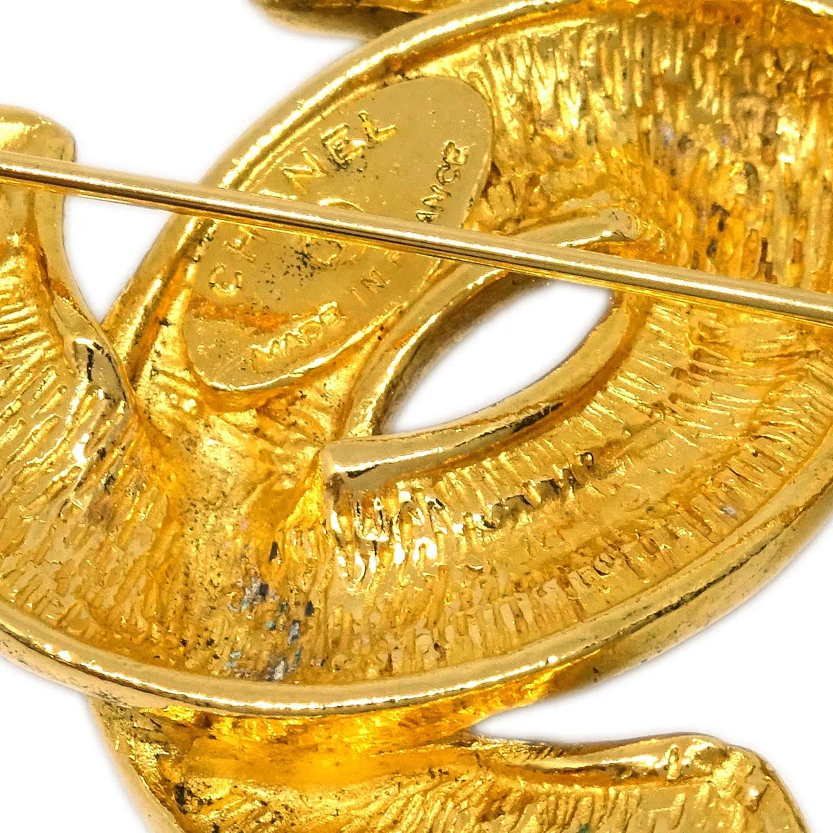 Chanel Quilted CC Brooch Pin Gold 1153