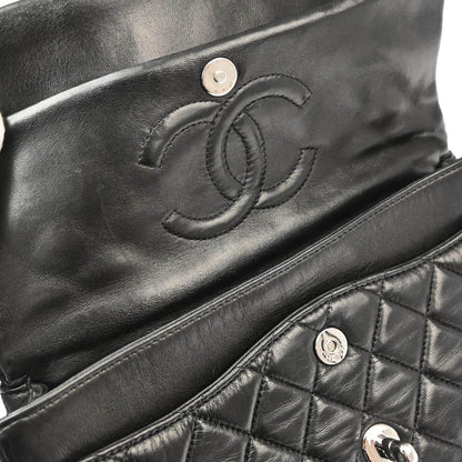 Chanel 2006-2008 Black Lambskin Medium Classic Double Flap Shoulder Bag