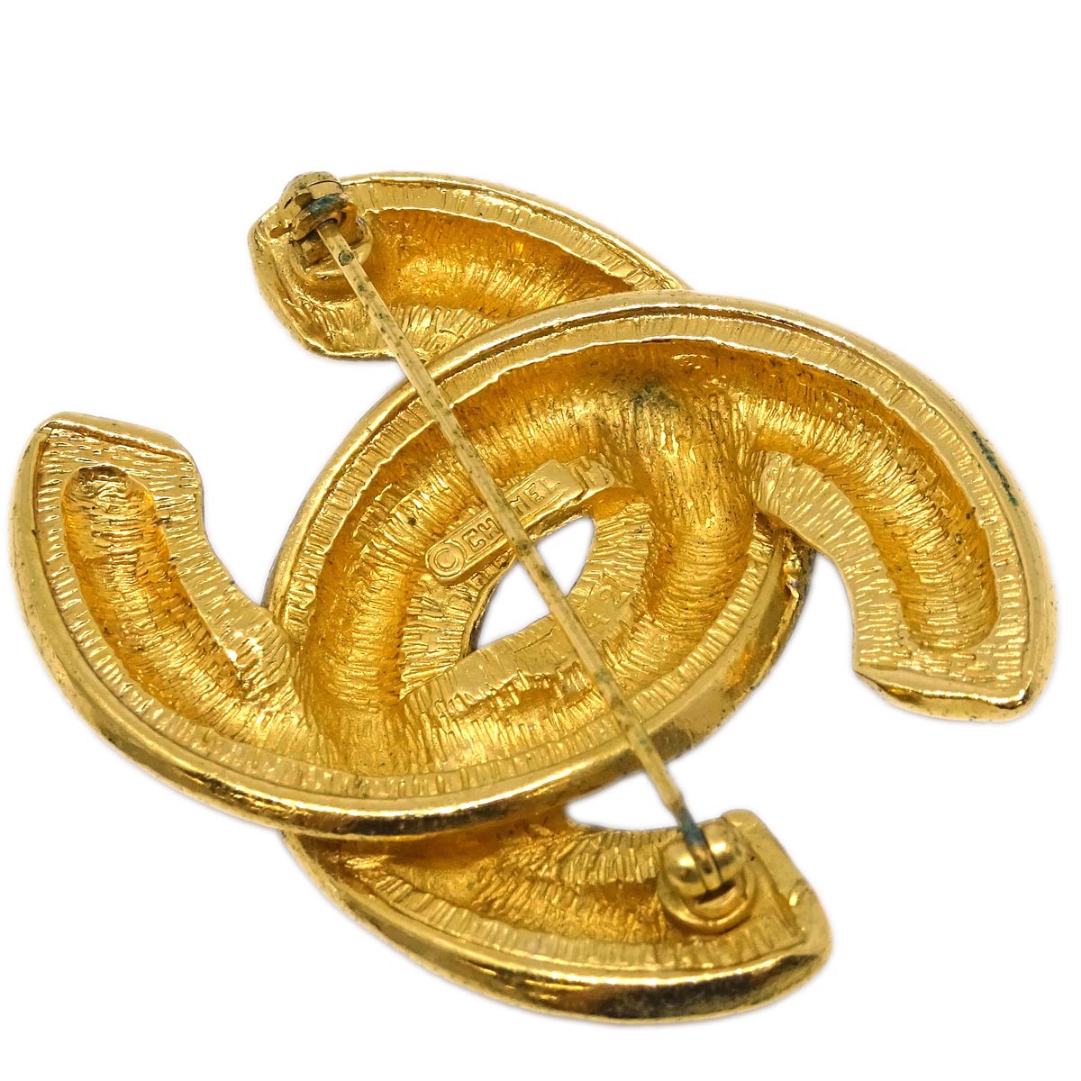 Chanel Quilted CC Brooch Pin Gold 1142