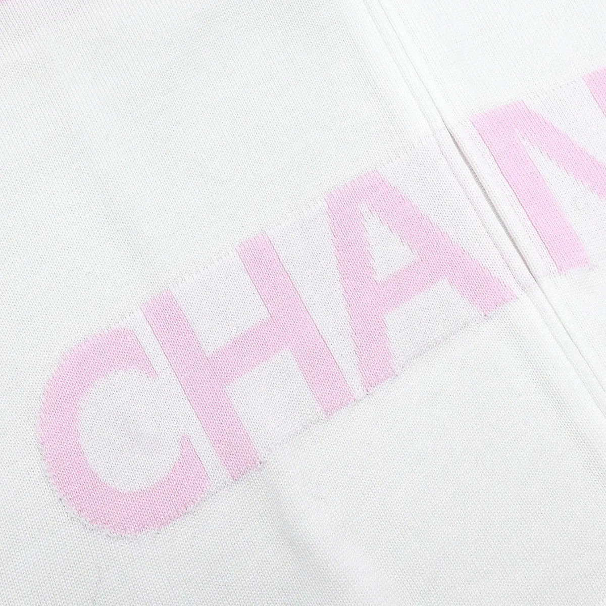 Chanel 2000 Sleeveless Top White #42