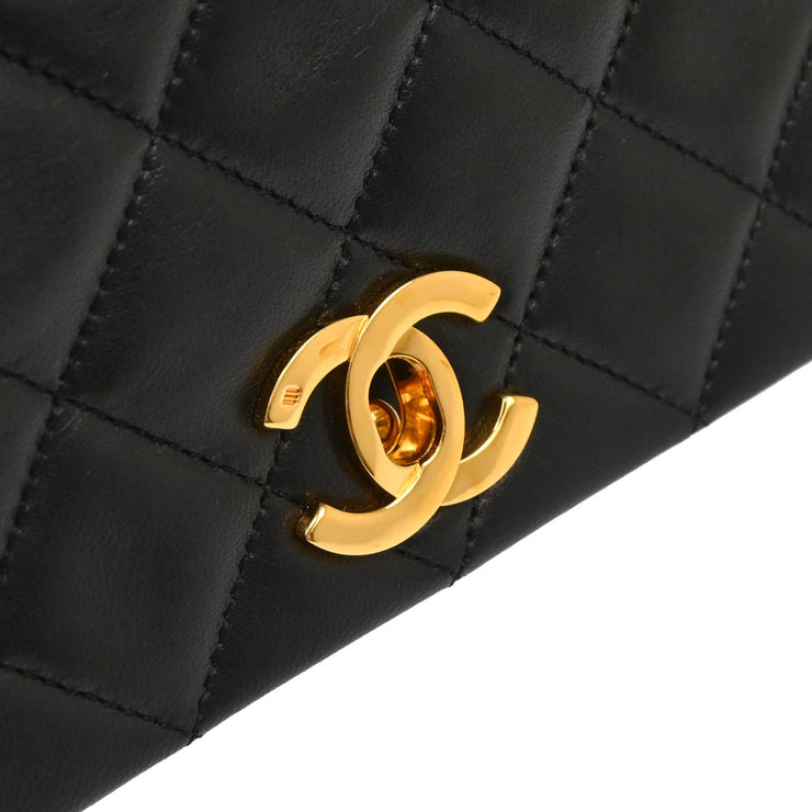 Chanel 1989-1991 Black Lambskin Turnlock Small Full Flap Shoulder Bag