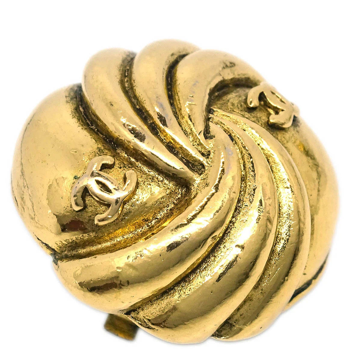 Chanel Button Earrings Clip-On Gold 23