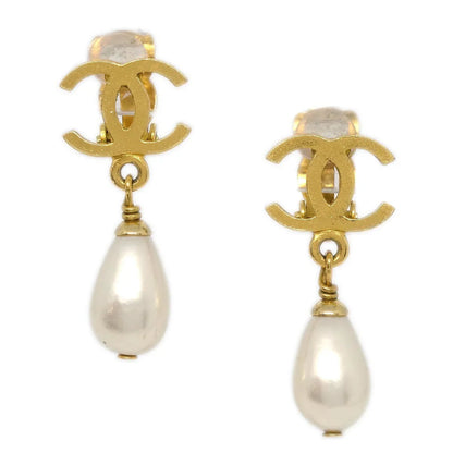 Chanel CC Costume Pearl Dangle Earrings Clip-On Gold 96P