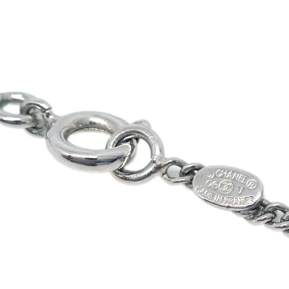 Chanel CC Chain Necklace Silver White 06V
