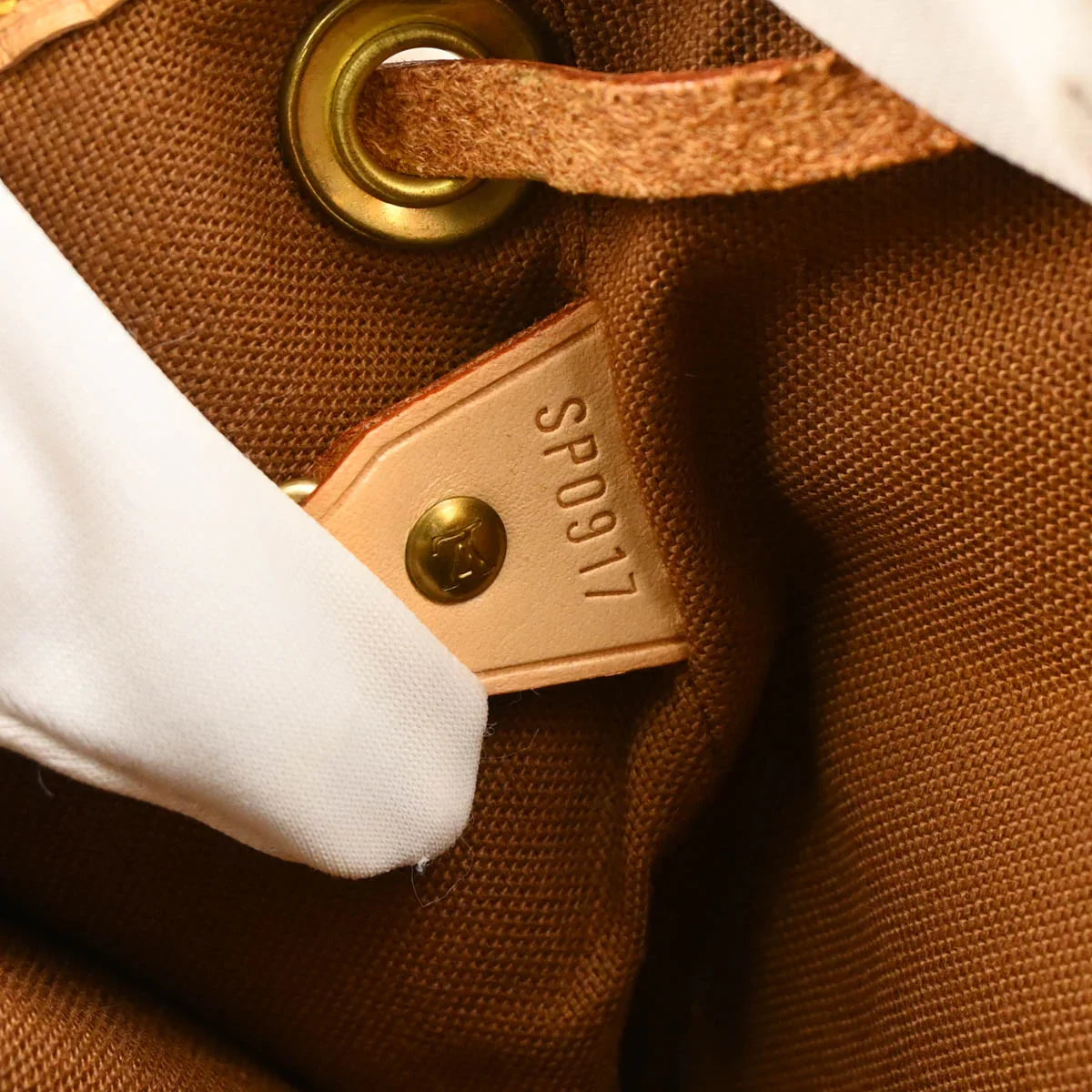 Louis Vuitton 1997 Monogram Mini Montsouris Backpack M51137