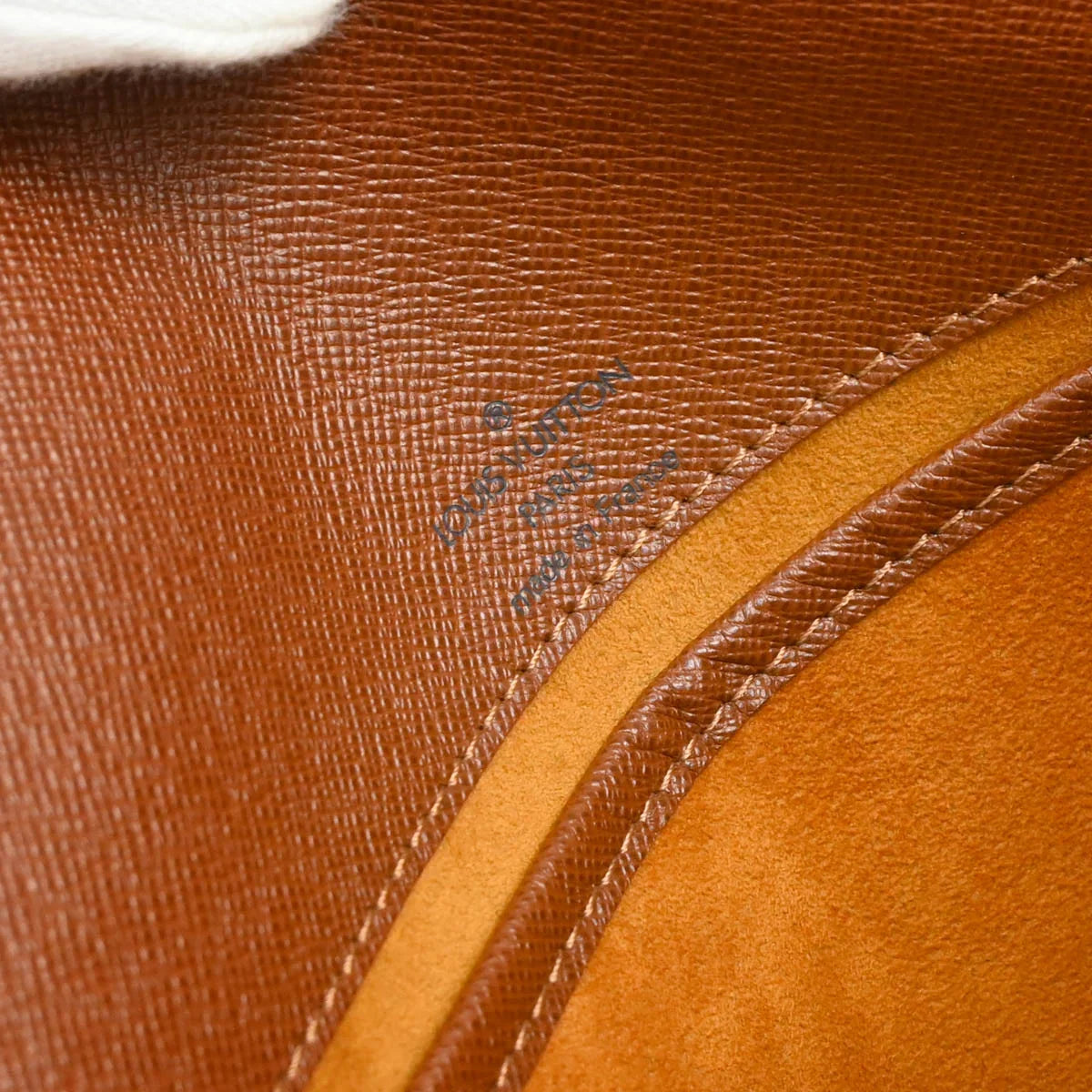 Louis Vuitton 2001 Monogram Musette Tango Short Shoulder Bag M51257