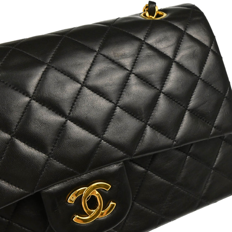 Chanel 1991-1994 Black Lambskin Medium Classic Double Flap Shoulder Bag