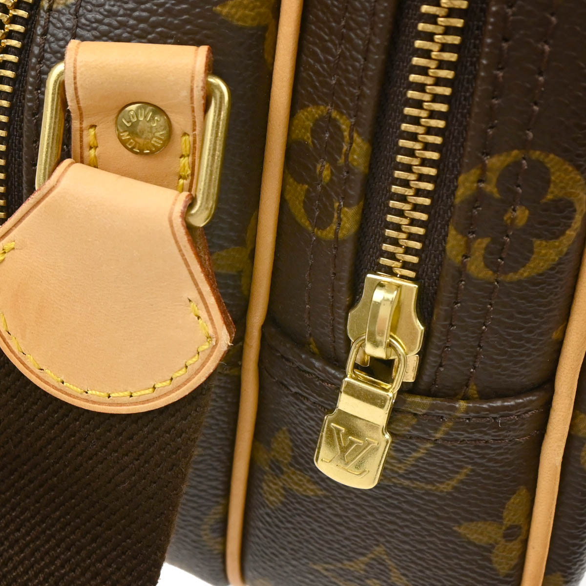 Louis Vuitton 2010 Monogram Reporter PM Shoulder Bag M45254