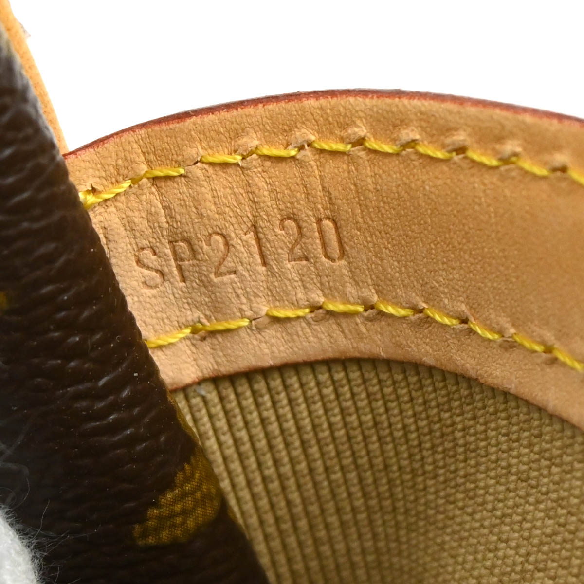 Louis Vuitton 2010 Monogram Reporter PM Shoulder Bag M45254