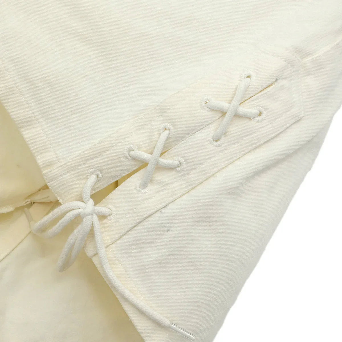 Chanel 1997 Short Pants White #38