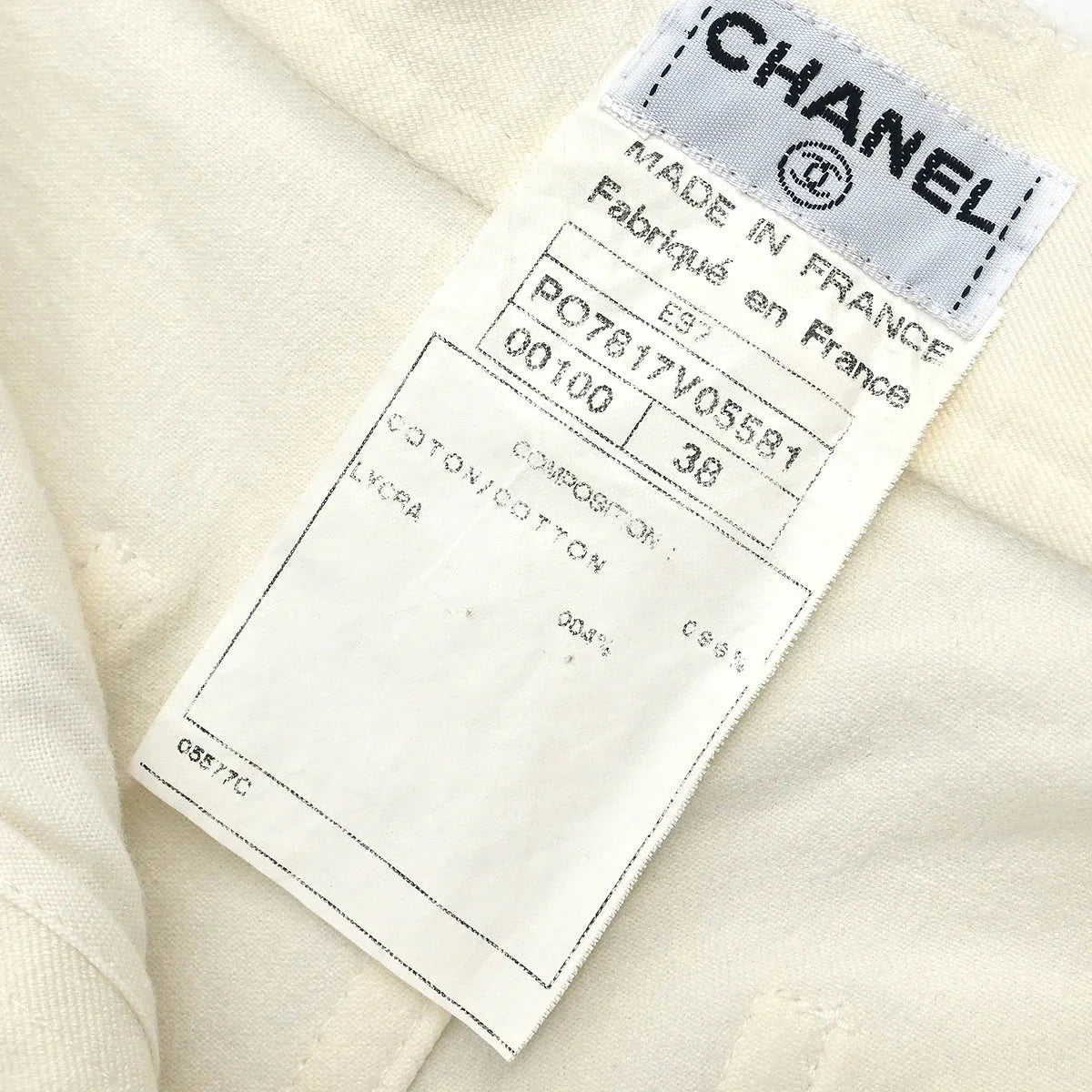 Chanel 1997 Short Pants White #38