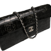 Chanel 2001-2003 Black Patent Leather Camellia East West Choco Bar Shoulder Bag