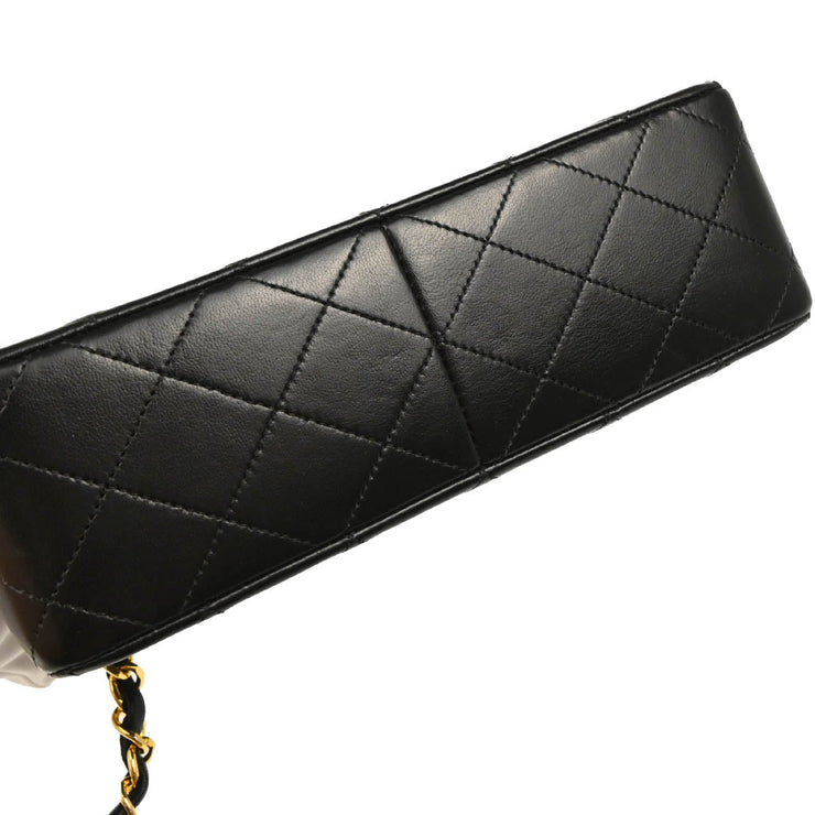 Chanel 1989-1991 Black Lambskin Classic Square Flap Shoulder Bag