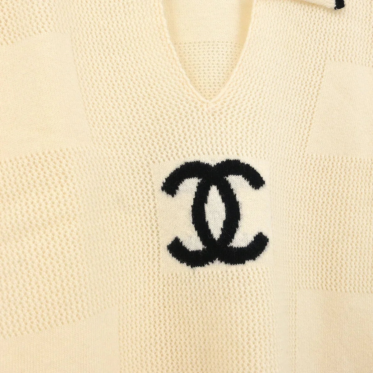 Chanel 2001 Short Sleeve Sweater Knit Top White #38