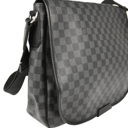 Louis Vuitton 2008 Damier Graphite Daniel GM Shoulder Bag N58033