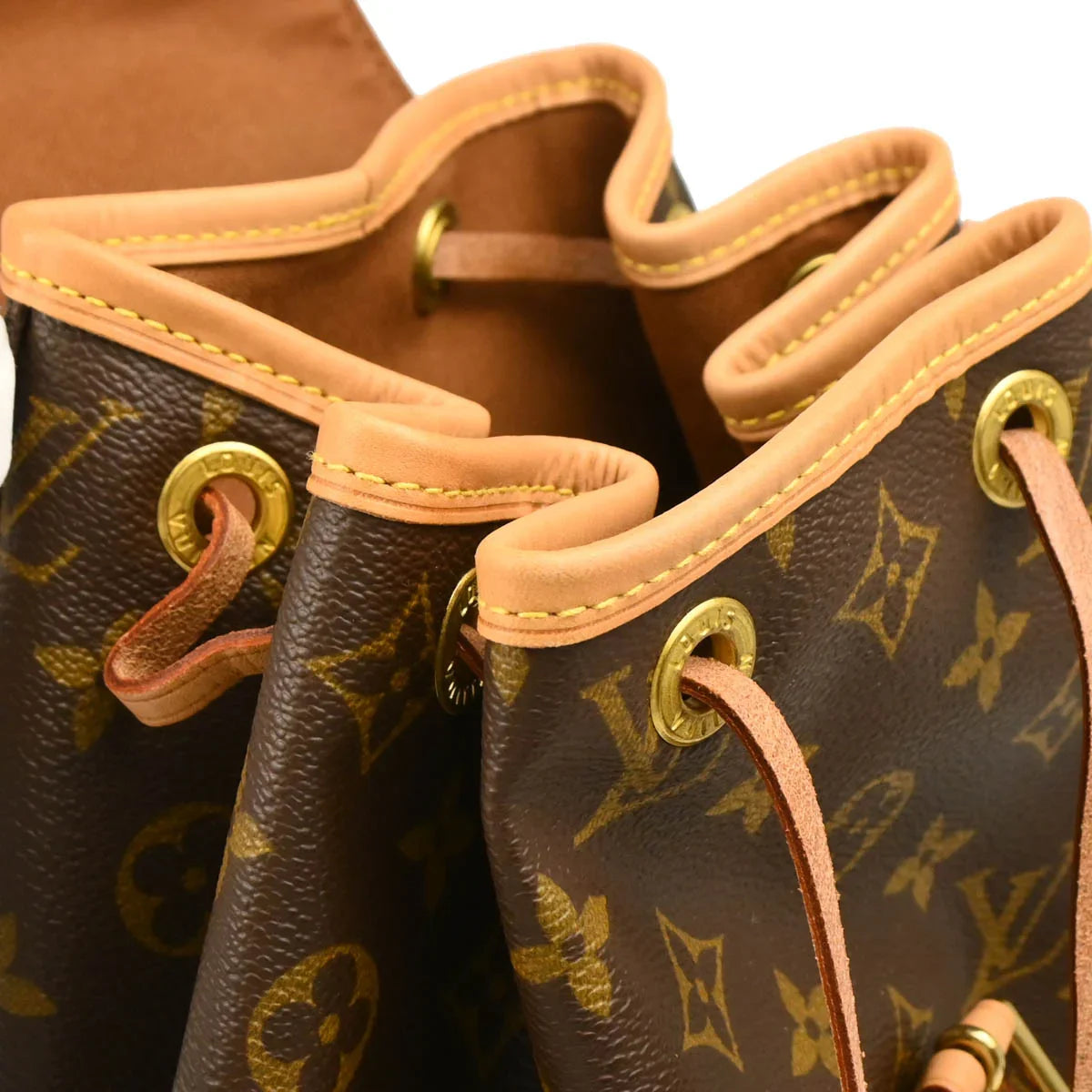 Louis Vuitton 2002 Monogram Montsouris MM Backpack M51136