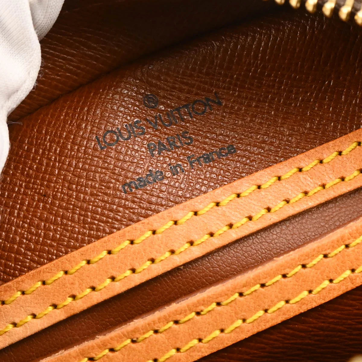 Louis Vuitton 2002 Monogram Blois Crossbody Bag M51221