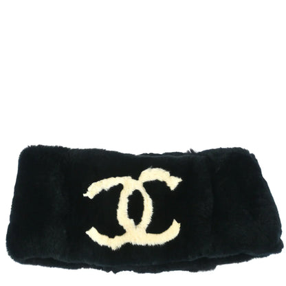 Chanel 2001 Rabbit Fur Scarf