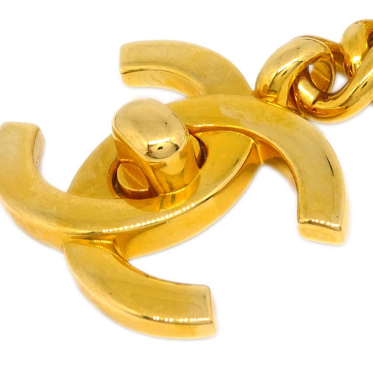 Chanel Gold Key Holder Turnlock 96A Small Good