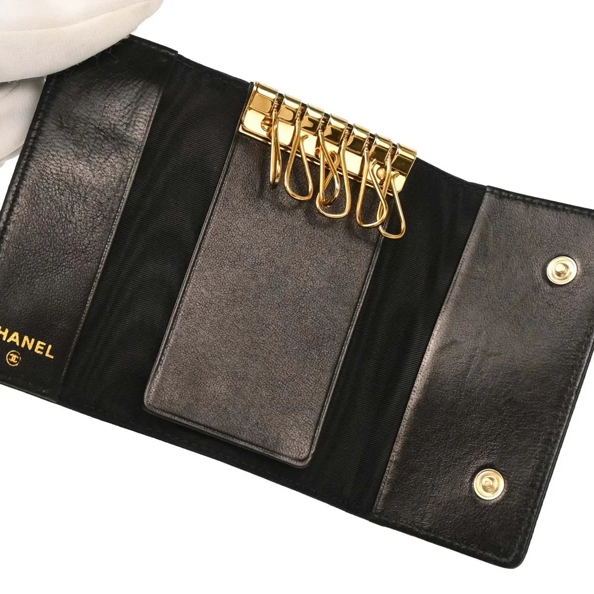 Chanel Six Hook Key Case Black Caviar Small Good