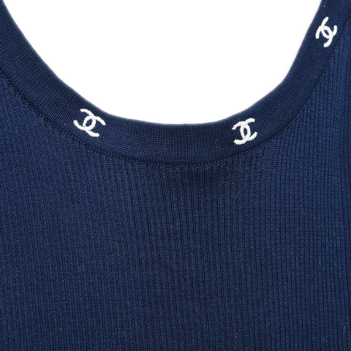 Chanel 1996 Sleeveless Top Camisole Navy #44