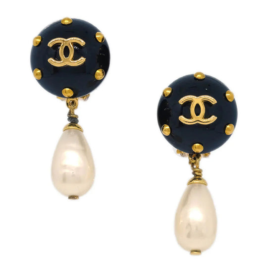 Chanel Costume Pearl Dangle Earrings Clip-On Gold 96C