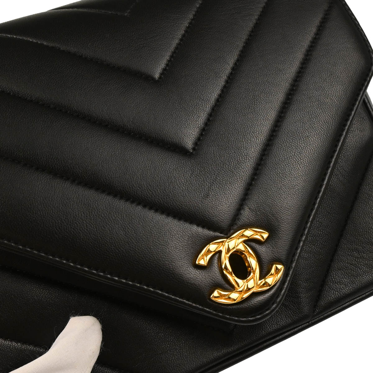 Chanel 1991-1994 Black Lambskin Chevron Shoulder Bag
