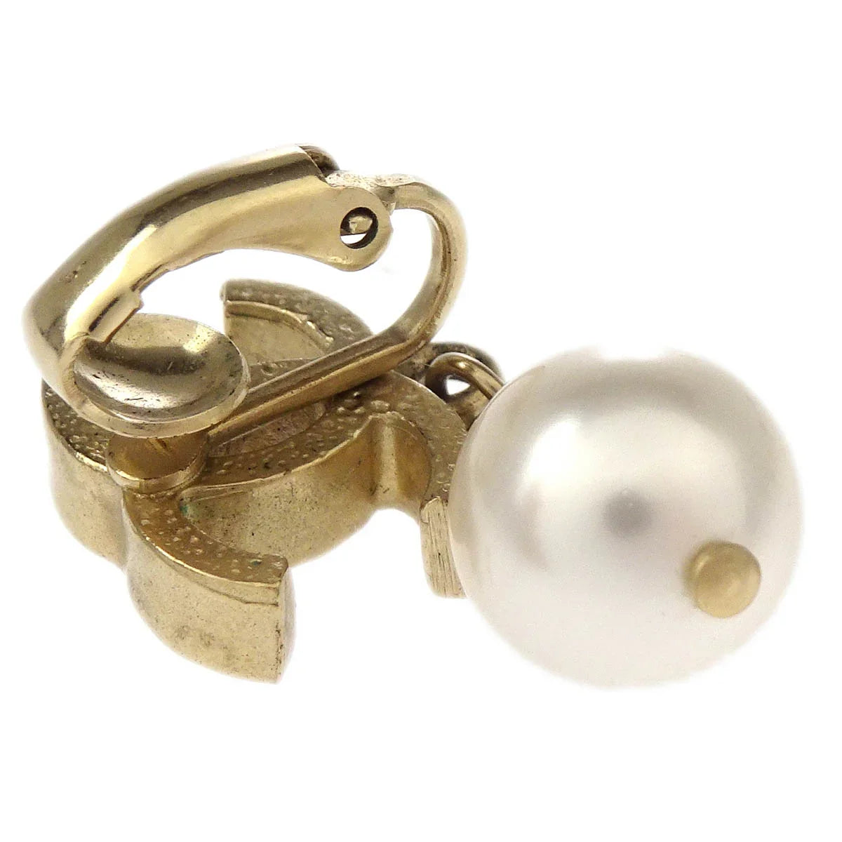 Chanel CC Costume Pearl Dangle Earrings Clip-On Gold 07A