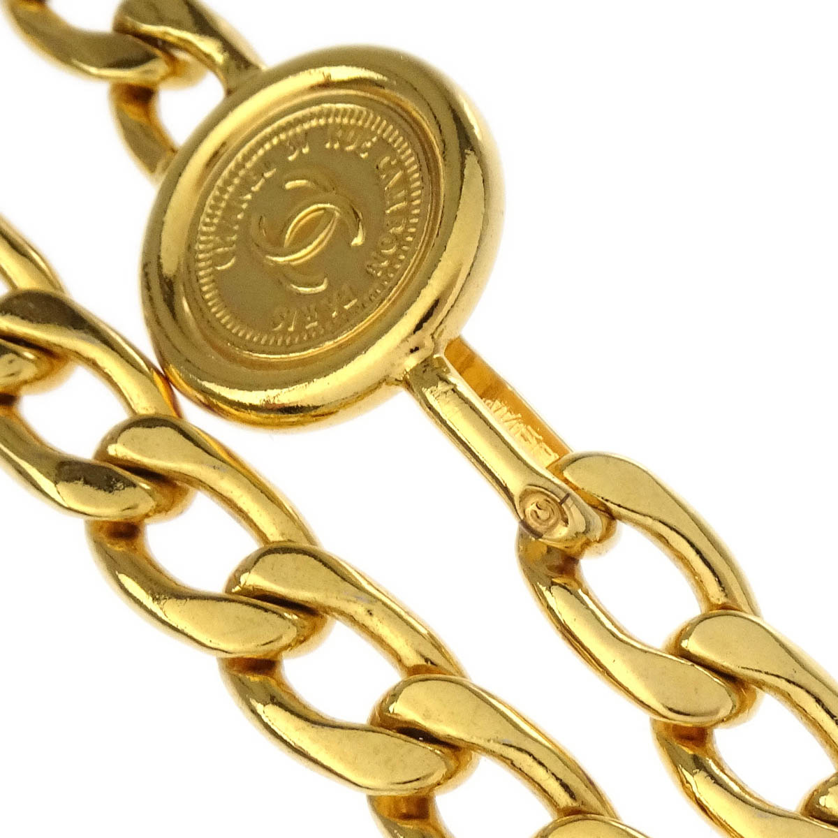 Chanel Medallion Charm Chain Belt Gold – AMORE Vintage Tokyo