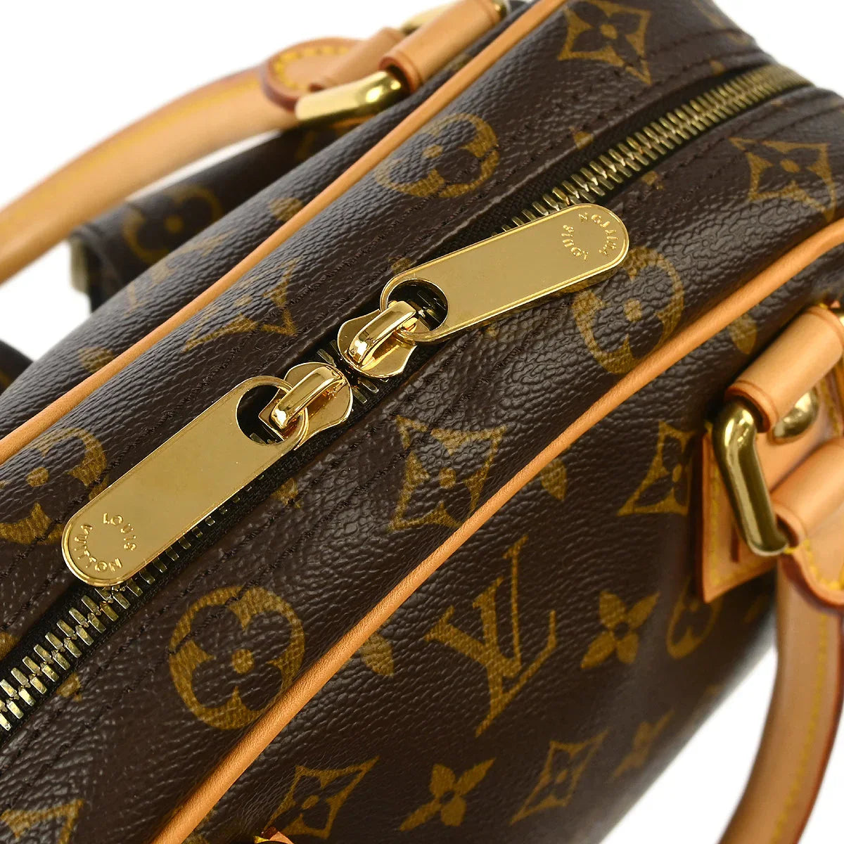 Louis Vuitton 2005 Monogram Manhattan PM Handbag M40026