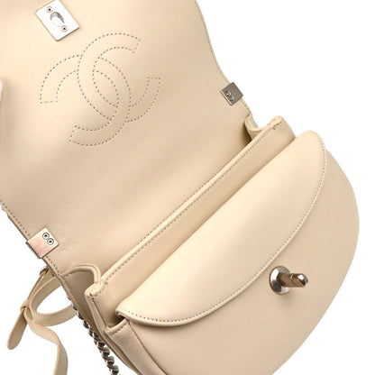 Chanel 2018 White Calfskin Coco Eyelets Round Flap Shoulder Bag