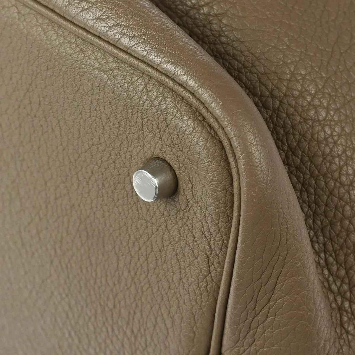 Hermes 2009 Etoupe Gray Taurillon Clemence Picotin Lock 22 MM Handbag