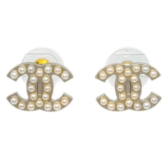Chanel Piercing Earrings Gold CC Costume Pearl 05V