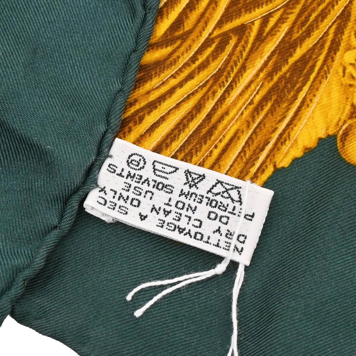 Chanel Dark Green Scarf Small Good
