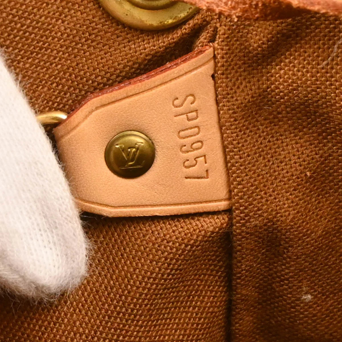 Louis Vuitton 1997 Monogram Mini Montsouris Backpack M51137