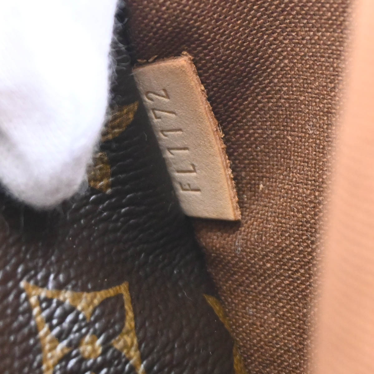 Louis Vuitton 2012 Monogram Totally MM Shoulder Tote Bag M56689