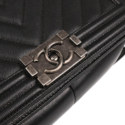 Boy Chanel 2017-2018 Black Caviar Chevron Medium Shoulder Bag