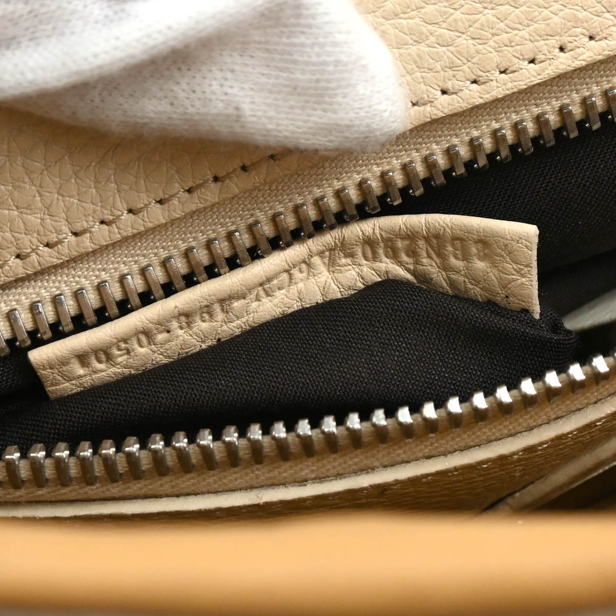 Fendi * Beige Leather Peekaboo 2way Shoulder Handbag