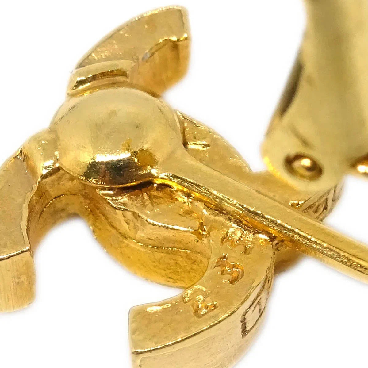 Chanel Gold Mini CC Earrings Clip-On 233