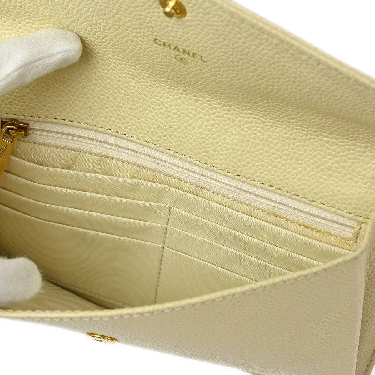 Chanel 2000-2002 Ivory Caviar Wallet