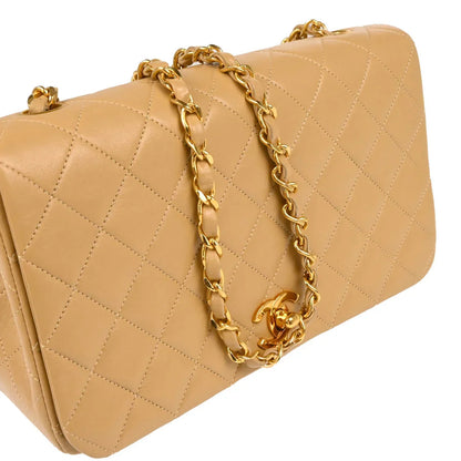 Chanel 1989-1991 Beige Lambskin Turnlock Small Full Flap Shoulder Bag