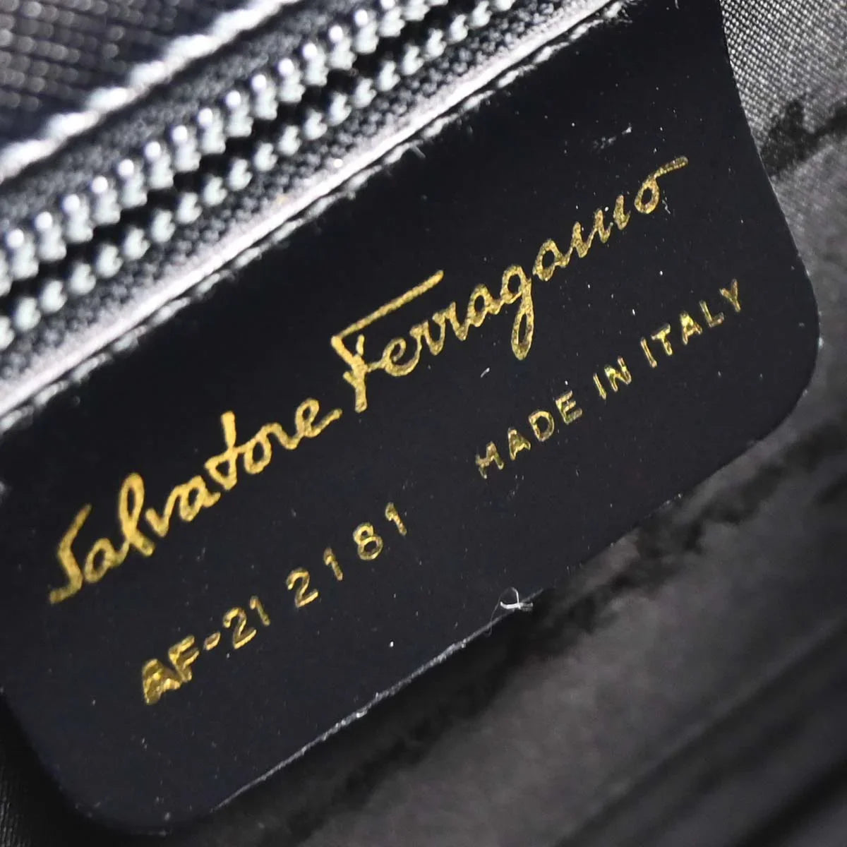 Salvatore Ferragamo Black Leather Gancini 2way Shoulder Handbag