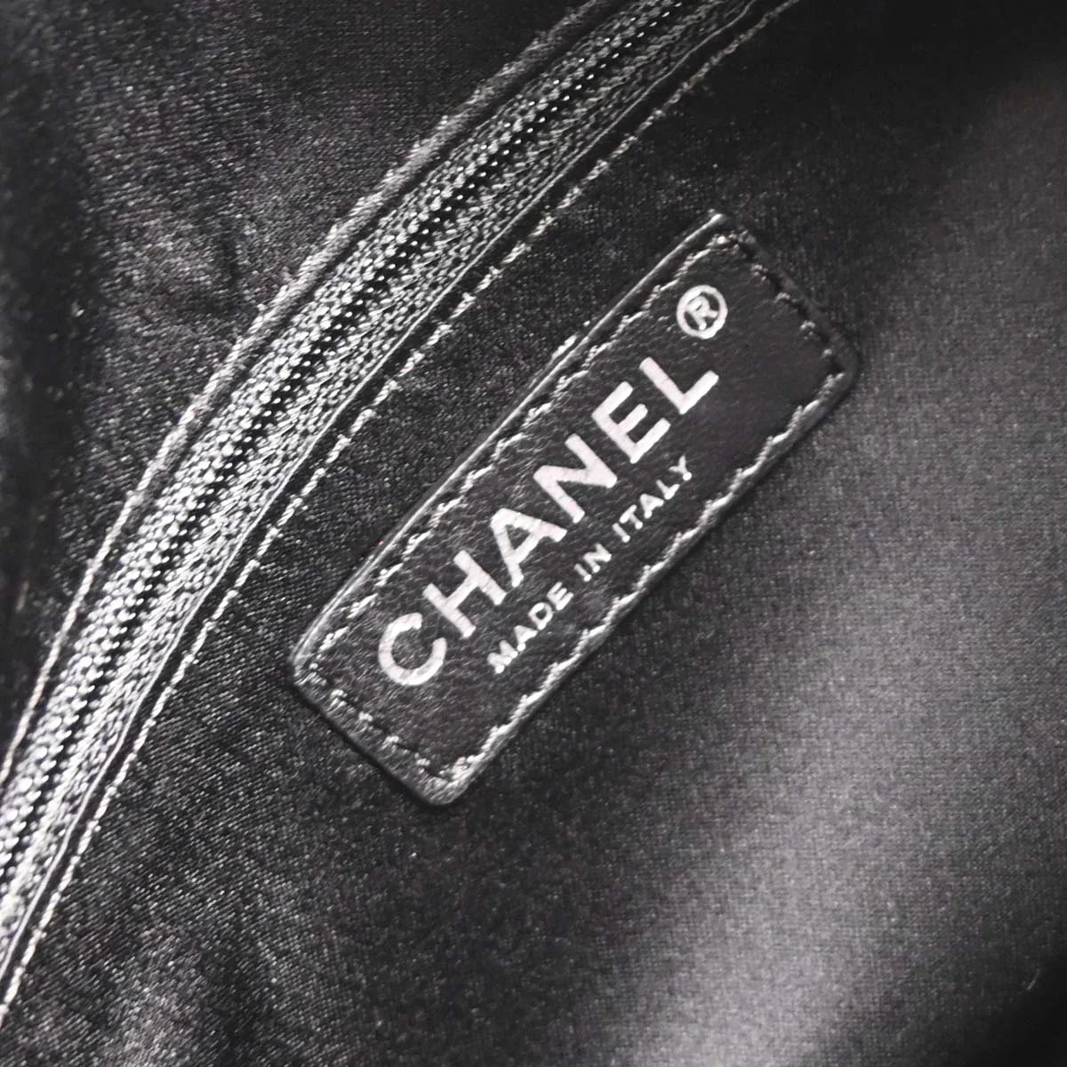 Chanel Black Calfskin Tote Handbag