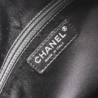 Chanel Black Calfskin Tote Handbag